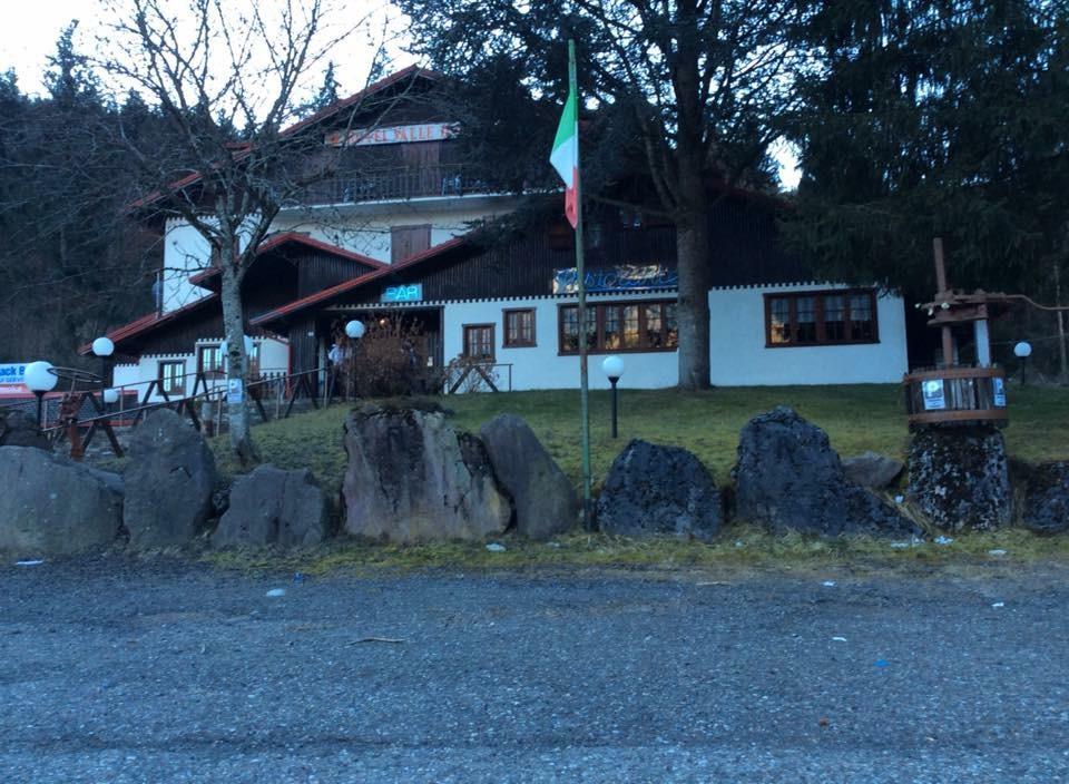 Hotel Valled'Oro Borno Eksteriør billede