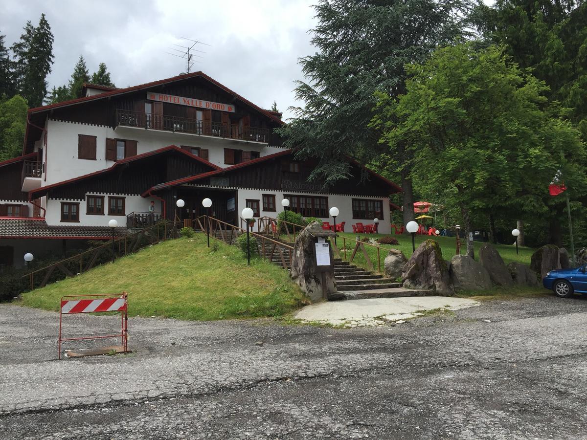 Hotel Valled'Oro Borno Eksteriør billede